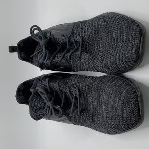 Zara Men's Black Sneekers - Men's US 10